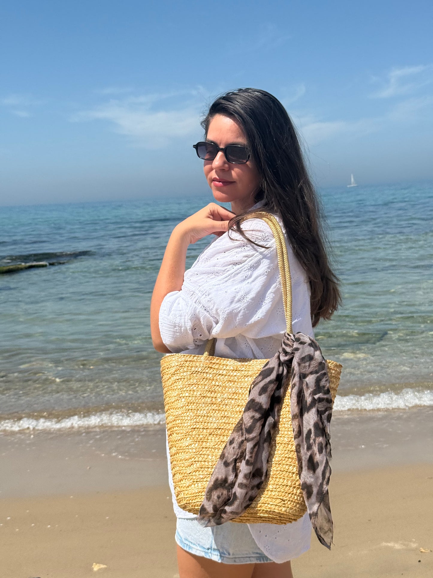 תיק קש קשיח