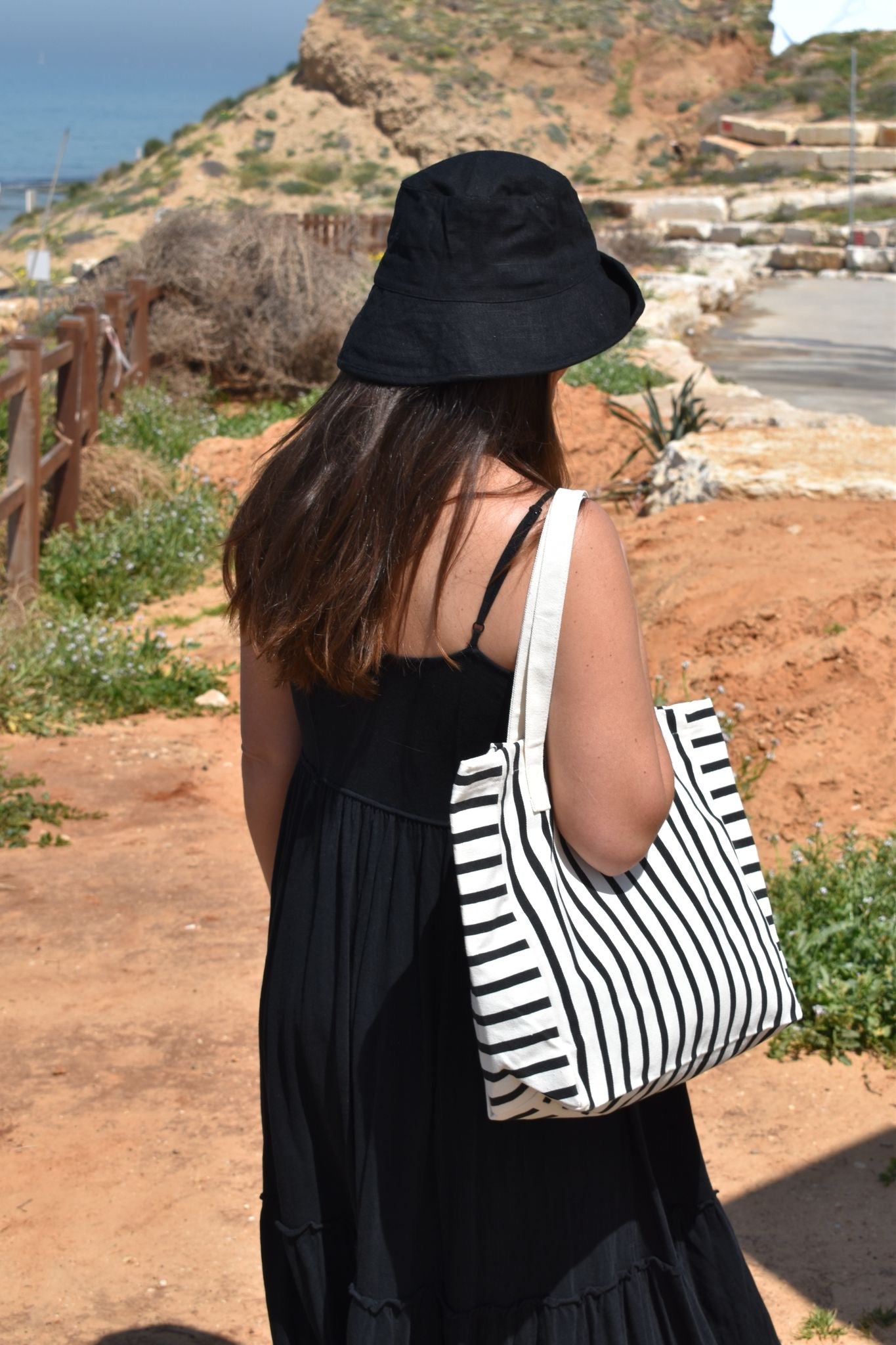 תיק צד פסים